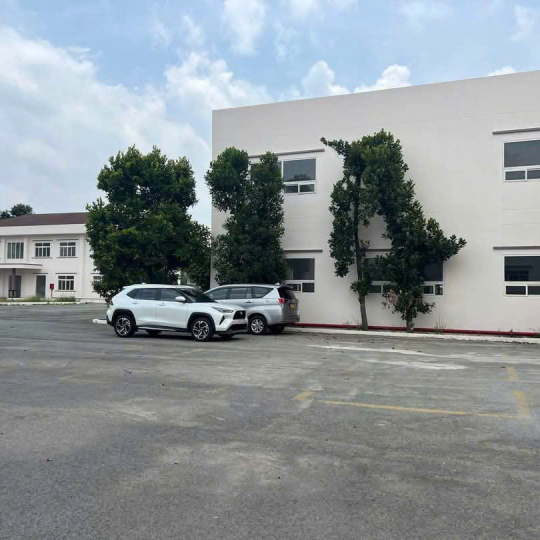 Tổng diện tích đất 30.000m²  ✅ Diện tích nhà xưởng 15.000m²