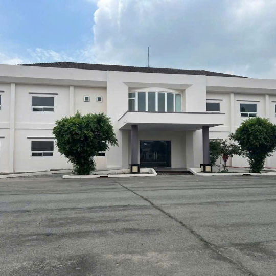 Tổng diện tích đất 30.000m²  ✅ Diện tích nhà xưởng 15.000m²
